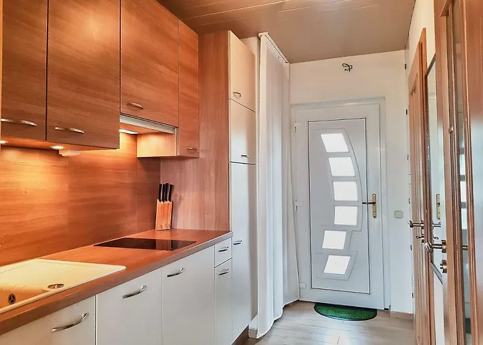 アパート Seeyou バラトンフレド